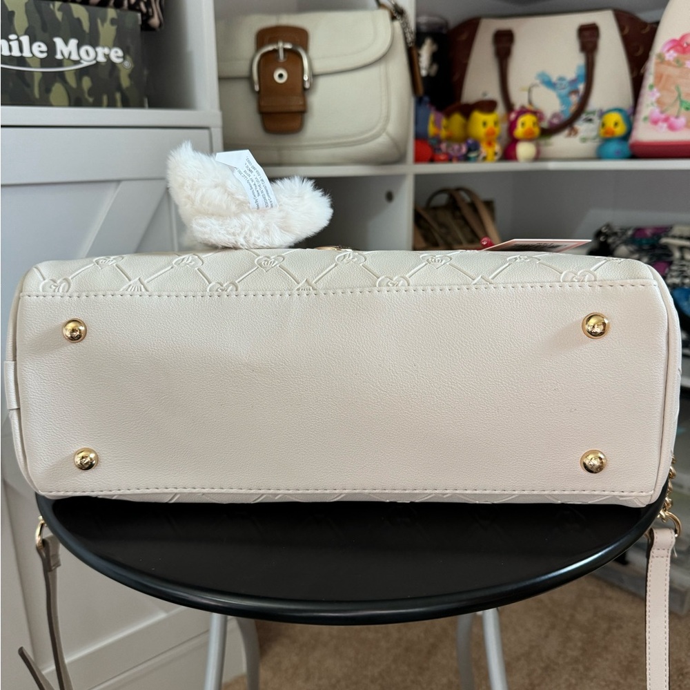 Juicy Couture Holiday in Juicy Dome Satchel - Picture 4 of 5